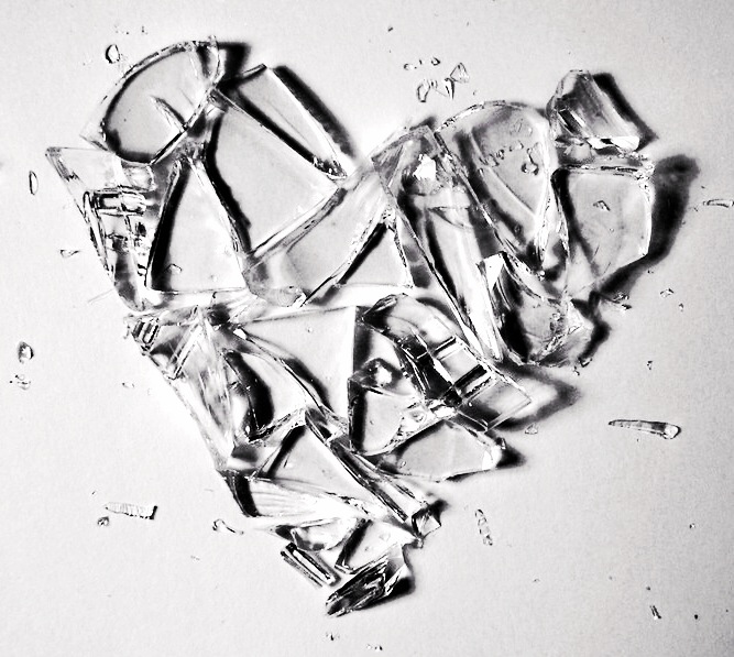 broken-glass-heart